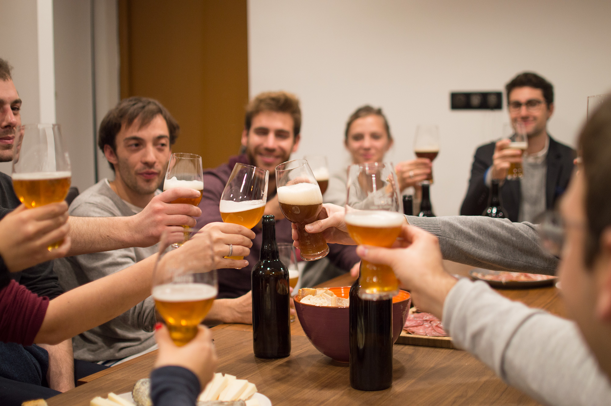Idée De Pari Avec Un Garçon Enterrement de vie de garçon (EVG) - Bière Masterclass
